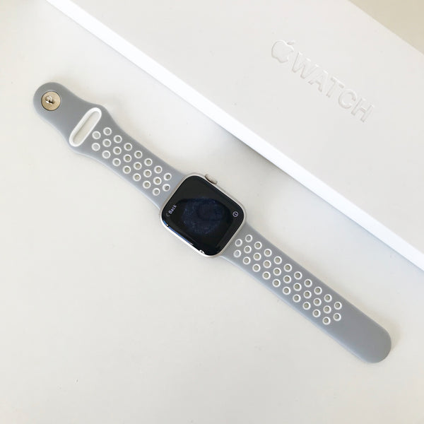 Apple Watch 穴 スポーツバンド(グレー&ホワイト) – givgiv.jp